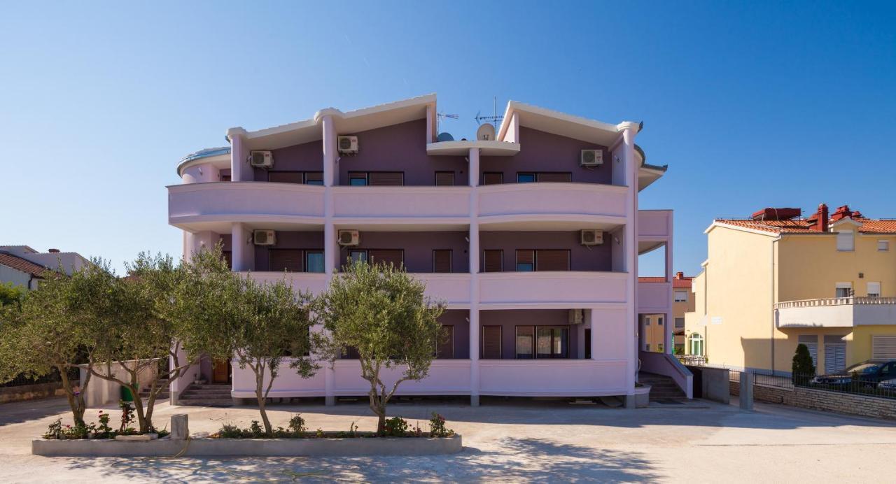 Apartments Mara Kastela Bagian luar foto